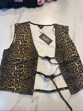 Gigio women's Leopard Print Tie-Front Vest in Brown & Black